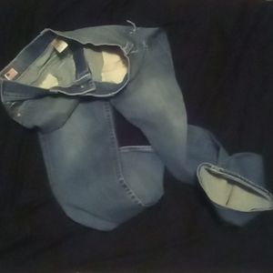 True Religion Brand "Ricky" Boot Cut Jeans. Men's Sz. 34